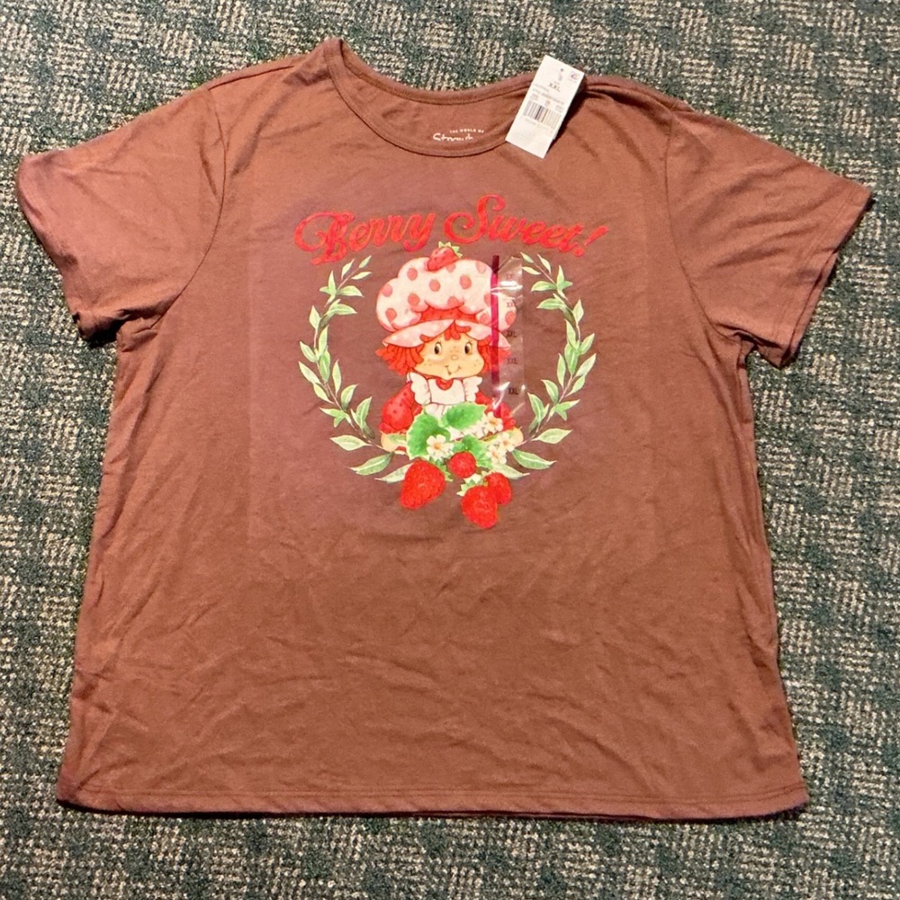 Strawberry Shortcake Graphic Tee Women XXL Nutmeg NEW Berry Sweet Retro T-Shirt